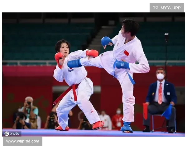 尹笑言冲击空手道奥运积分赛东京站三连冠 引领中国队再创辉煌